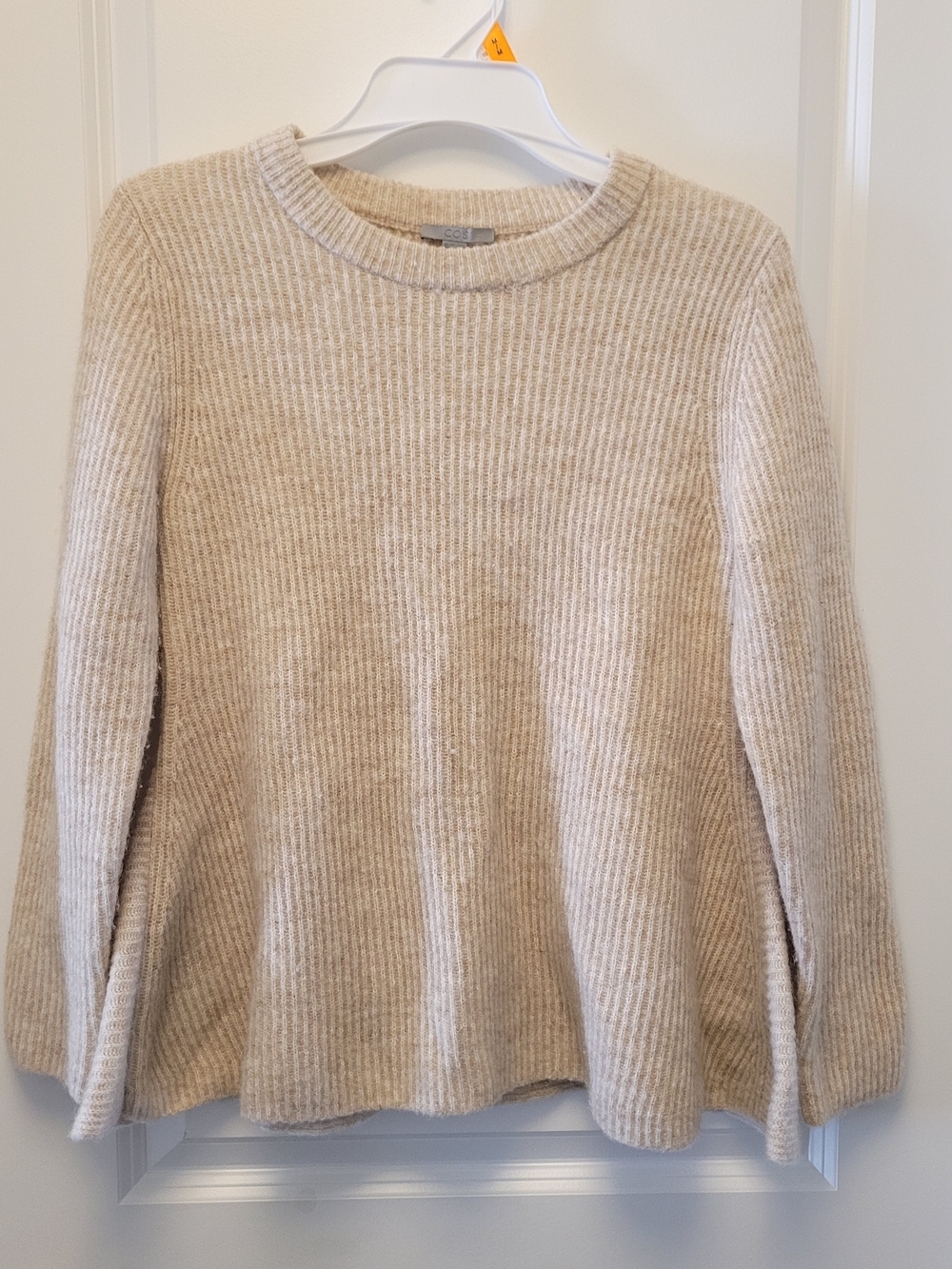 COS 73% Wool Sweater Women’s XS Cream Beige Flared A-Line Hem